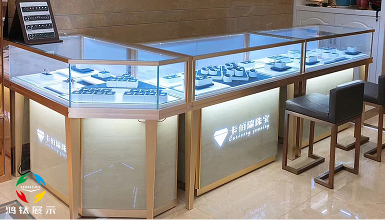 商場玻璃珠寶展示柜，不但不貴，還不止好一點！