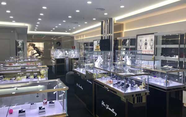 精品展柜定制價(jià)格一般多少錢(qián)?