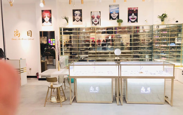 玻璃珠寶展柜為何受歡迎？