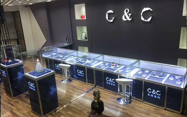 珠寶店展柜，不僅要品質(zhì)，更要設(shè)計(jì)感