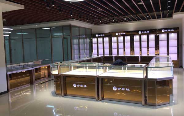 珠寶店收銀臺的設(shè)計符合三個硬性標準 珠寶店收銀臺的設(shè)計符合三個硬性標準
