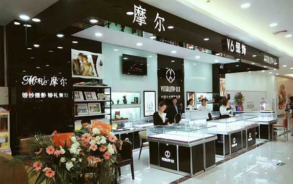 珠寶展柜定制的時(shí)間周期是多久？
