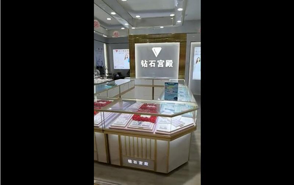 買家視頻反饋—商場玻璃珠寶鉆石柜臺(tái)展示柜陳列柜